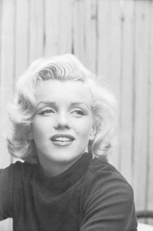 HD Marilyn Monroe Wallpaper | WhatsPaper