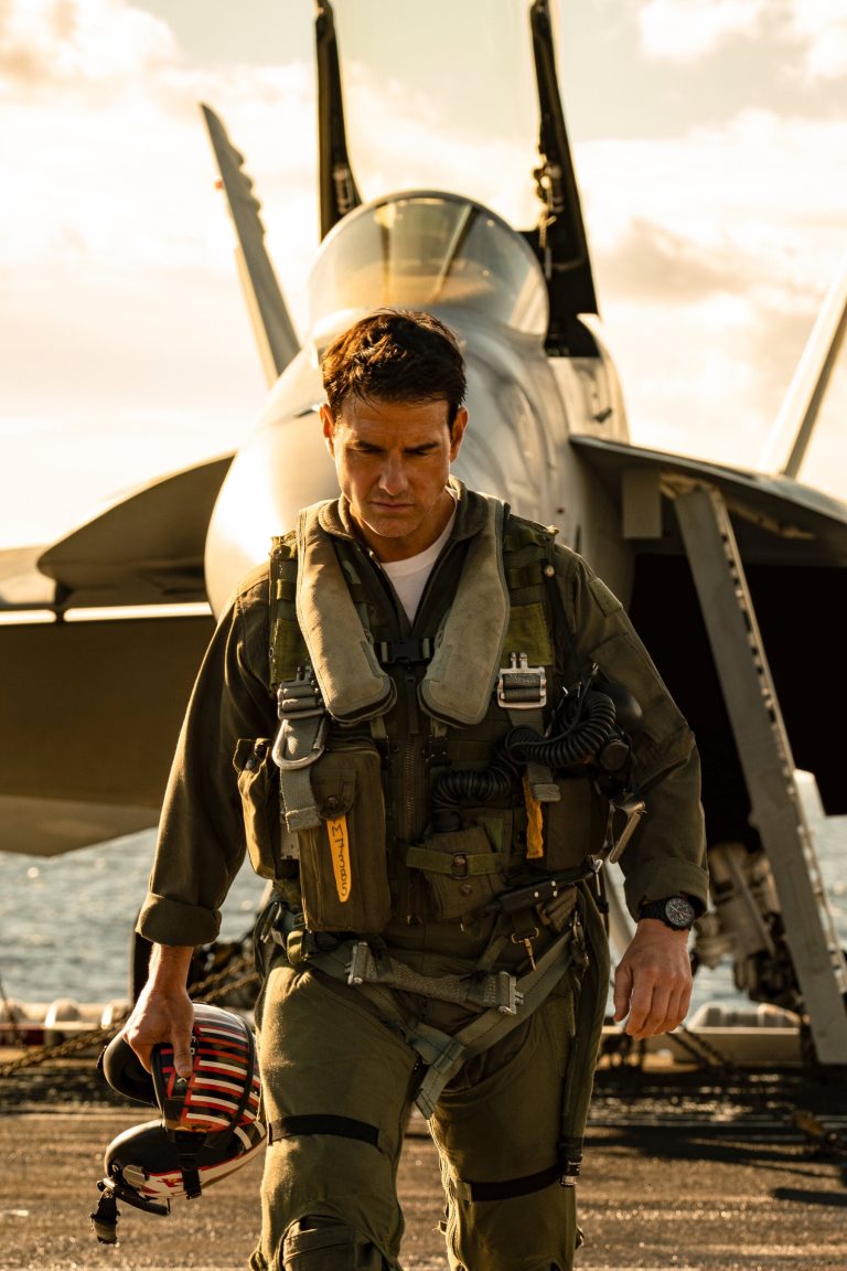 Top Gun Maverick Wallpaper | WhatsPaper