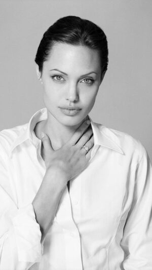 Angelina Jolie Wallpaper